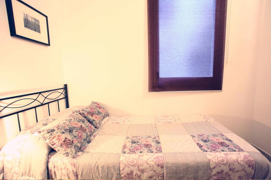 Appartement Bordeta à Barcelone Extérieur photo